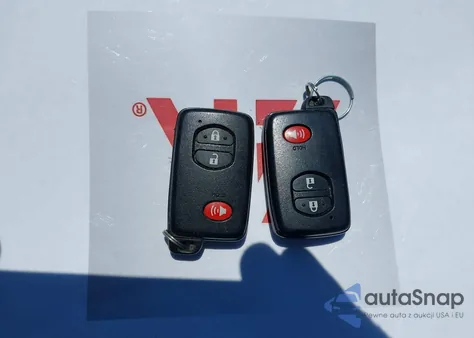 2013 Toyota Prius Three Se from USA, damaged, VIN JTDKN3DU8D5609483